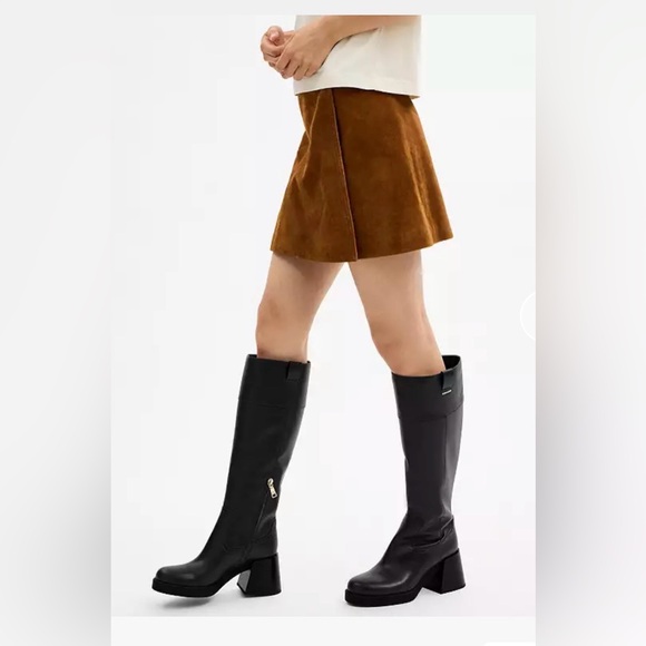 Coach women’s Block Heel Tall Boot
MWB - Picture 7 of 16